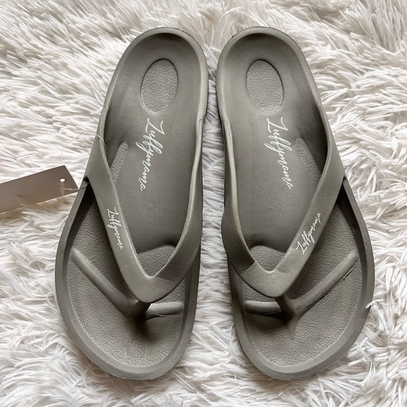 NWT UNISEX Luffymomo Flip Flops Sandals Slip On Sport Beach Thong Gray Support - Picture 3 of 12